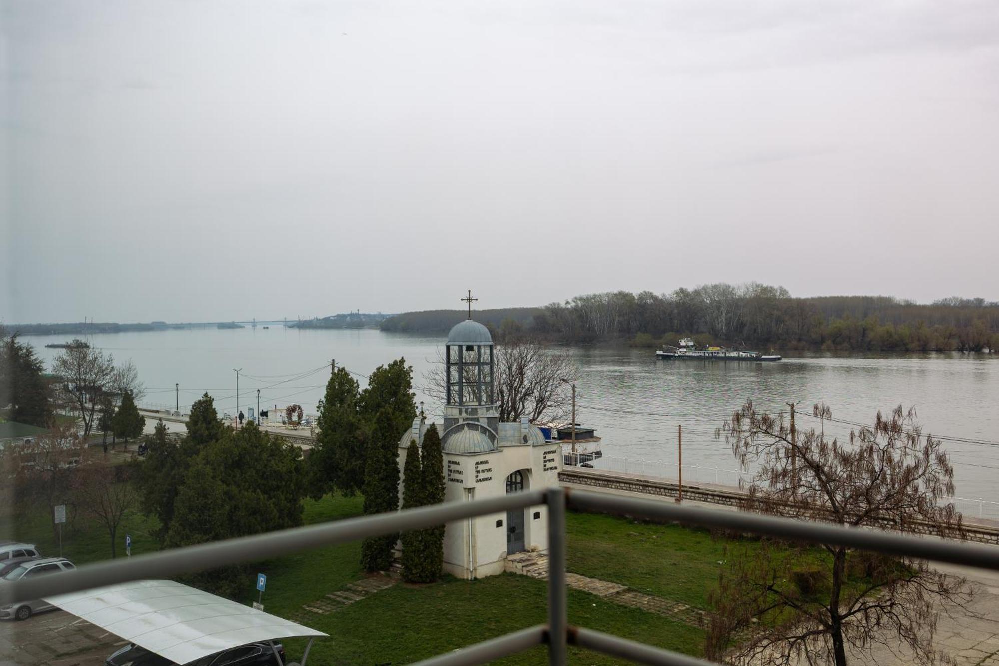 Hotel Neptun Vidin Exterior photo